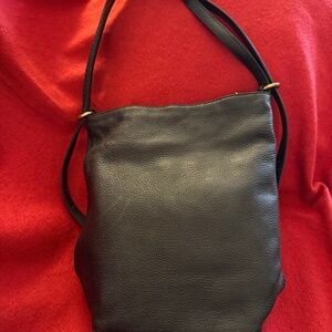 HOBO BLACK LEATHER CONVERTIBLE SHOULDER BAG/BACKPACK